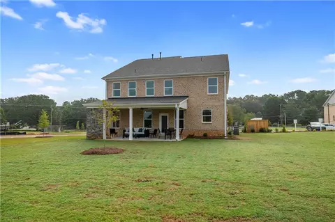 Exterior - 200 Chiswick Loop, Stockbridge, GA 30281 photo 9 of 10