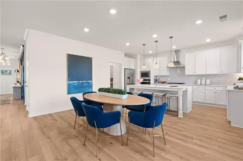 Dining - 200 Chiswick Loop, Stockbridge, GA 30281 photo 4 of 5