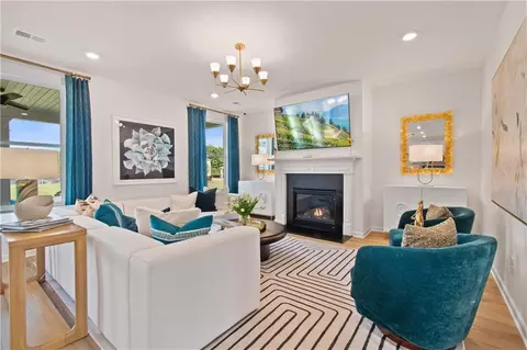 Living - 200 Chiswick Loop, Stockbridge, GA 30281 photo 1 of 3