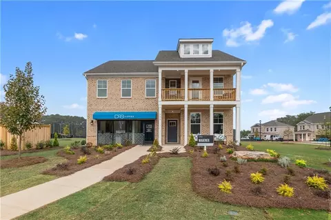Exterior - 200 Chiswick Loop, Stockbridge, GA 30281 photo 2 of 10