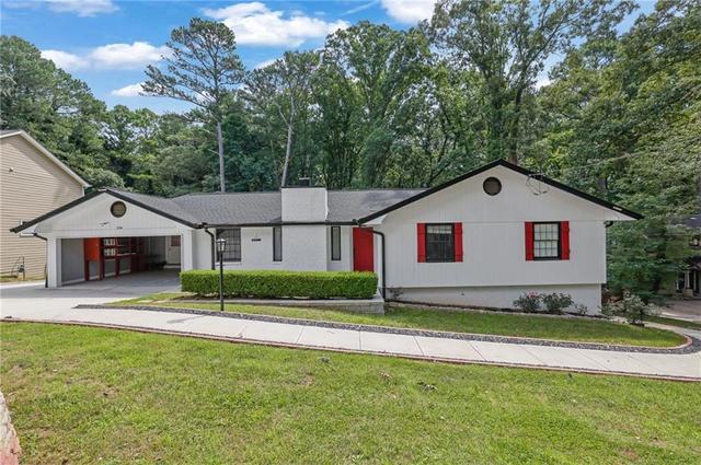 1138 Carla Joe Dr SW, Lilburn, GA 30047