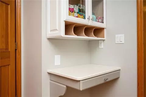 Kitchen - 13789 Woolsey Rd, Hampton, GA 30228 photo 5 of 7