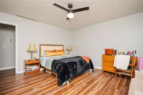 Bedroom - 13789 Woolsey Rd, Hampton, GA 30228 photo 5 of 8