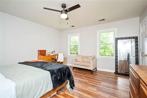 Bedroom - 13789 Woolsey Rd, Hampton, GA 30228 photo 6 of 8