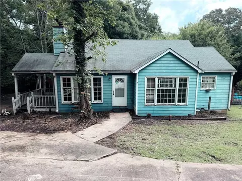 215 Polk Ave, Dallas, GA 30132