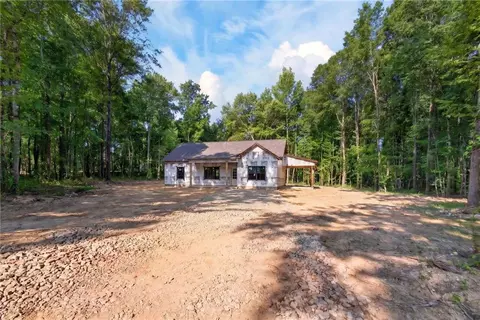 321 Relay Rd, Silver Creek, GA 30173
