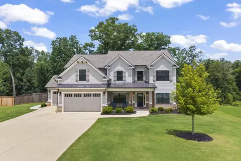 298 Flat Creek Dr, Monroe, GA 30655