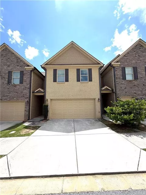 316 Cashes Ct, Lilburn, GA 30047