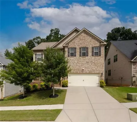565 Lance View Ln, Lawrenceville, GA 30045