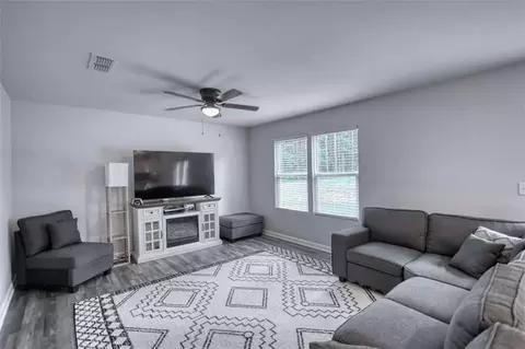 Living - 20 Great Canyon Ln, Covington, GA 30016 photo 1 of 3