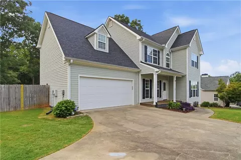 57 Sadie Ct, Dawsonville, GA 30534
