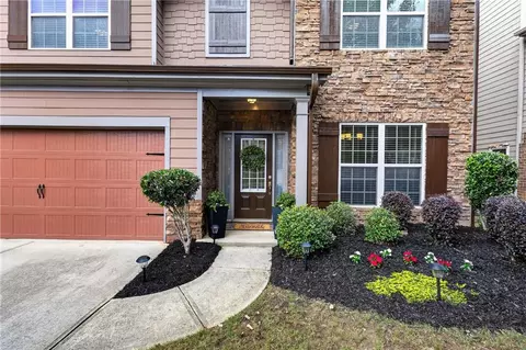 5116 Blossom Brook Dr, Sugar Hill, GA 30518