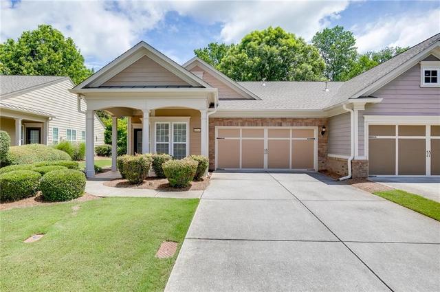 6160 Longleaf Dr, Hoschton, GA 30548
