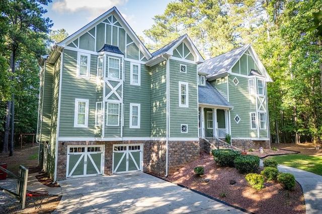 1084 Magnolia Dr, Villa Rica, GA 30180