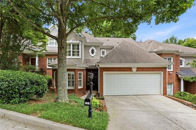 121 Brookview Cir, Atlanta, GA 30339