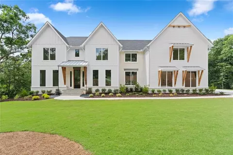 7048 Nichols Cove Dr, Dawsonville, GA 30534