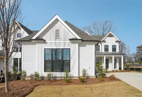 572 Sawnee Village Blvd, Cumming, GA 30040