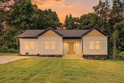 4621 Ashmore Dr, Forest Park, GA 30297