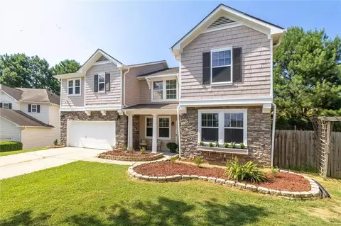 6261 Sparkling Cove Ln, Buford, GA 30518