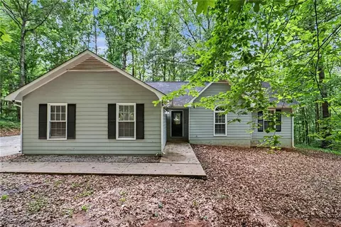 160 Vineyards Dr, Newnan, GA 30265