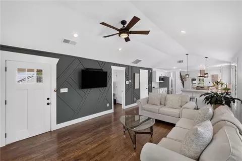 8 S Eugenia Pl NW, Atlanta, GA 30318