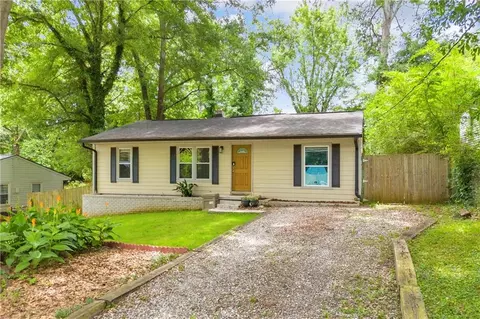 3351 Phillips Cir, Decatur, GA 30032
