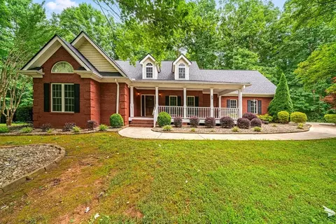 23 Lookout Ct, Dallas, GA 30132