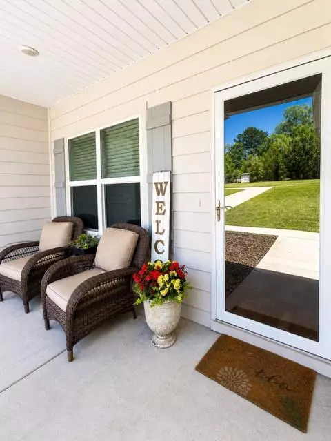 Exterior - 101 Fenwick Manor Dr, Lagrange, GA 30241 photo 2 of 5