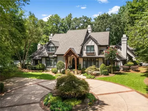 1940 Dinsmore Rd, Milton, GA 30004
