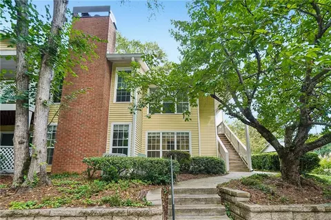 6818 Glenridge Dr #H, Atlanta, GA 30328