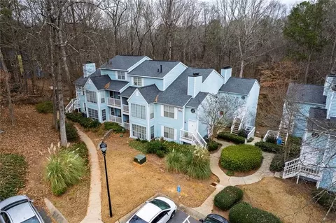 711 Glenleaf Dr, Peachtree Corners, GA 30092
