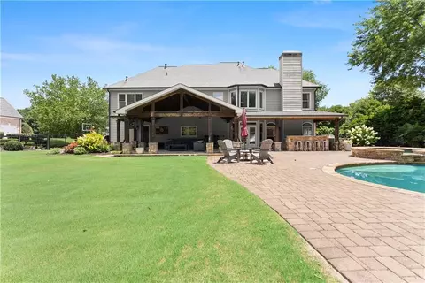 320 Wigton Dr, Milton, GA 30004