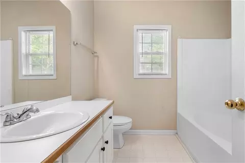 Bath - 314 Apache Dr, Canton, GA 30115 photo 3 of 3