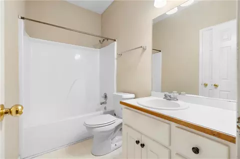 Bath - 314 Apache Dr, Canton, GA 30115 photo 1 of 3