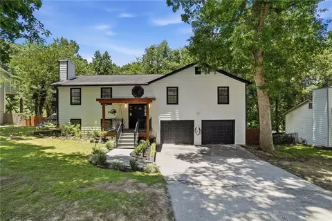 242 Muddy River Rd, Lawrenceville, GA 30043
