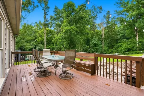 Exterior - 421 Eagle Ridge Trl, Canton, GA 30114 photo 2 of 5