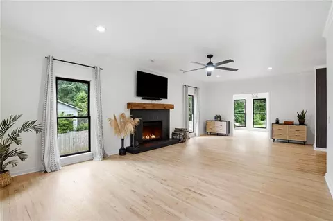 Living - 421 Eagle Ridge Trl, Canton, GA 30114 photo 2 of 2