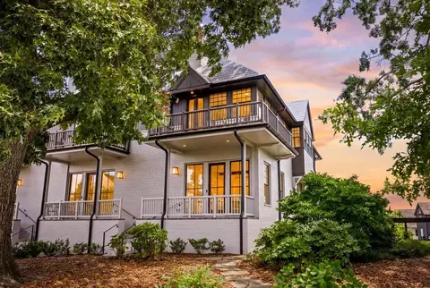 100 Glasgow Ln, Fayetteville, GA 30214