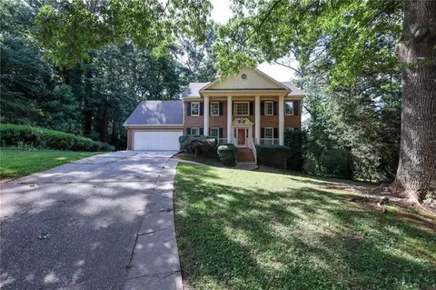 4128 Mayflower Ct, Lilburn, GA 30047