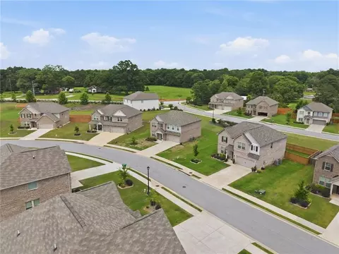 417 Sawmill Trce, Hampton, GA 30228 photo 5
