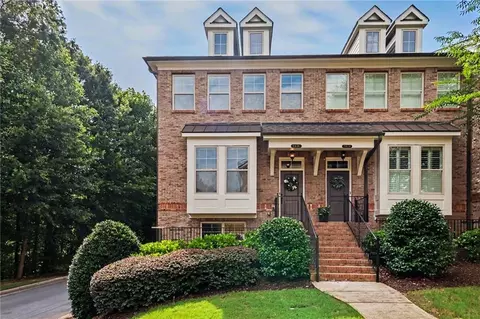 7910 Willoughby Ct, Alpharetta, GA 30005