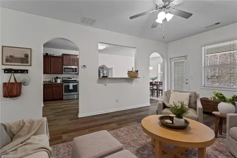 369 Franklin Ln, Acworth, GA 30102 photo 8