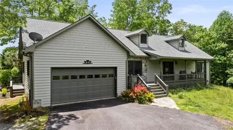 25 Walhala Trl, Blue Ridge, GA 30513