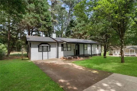 672 Lookout Ct, Lawrenceville, GA 30043