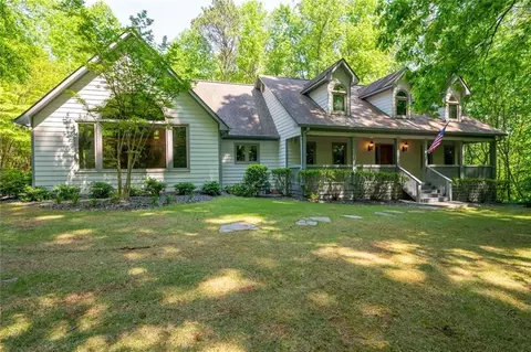 465 Willowbrook Dr SE, Smyrna, GA 30082