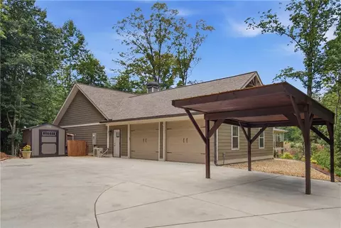 22 Logsplitter Pass, Dahlonega, GA 30533