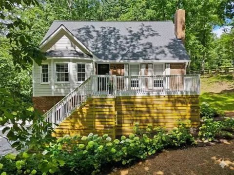 4978 Gunners Pass NE, Roswell, GA 30075