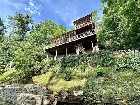 349 Whitewater Trl, Dahlonega, GA 30533