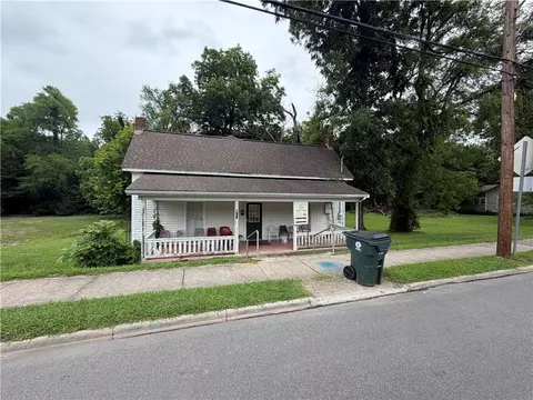 300 Elm St, Rockmart, GA 30153