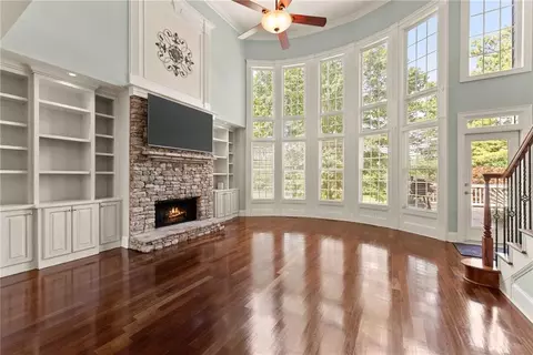 Living - 872 Pathview Ct, Dacula, GA 30019 photo 3 of 21